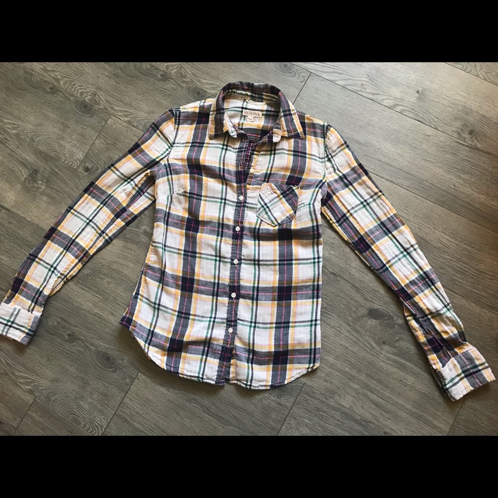 Merona Plaid Button down shirt